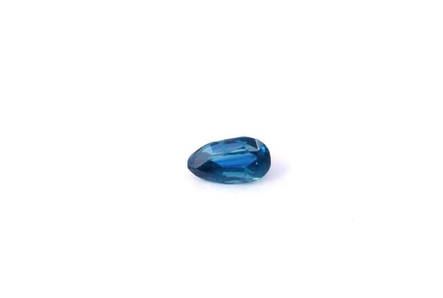 4x6mm Pear Sapphire