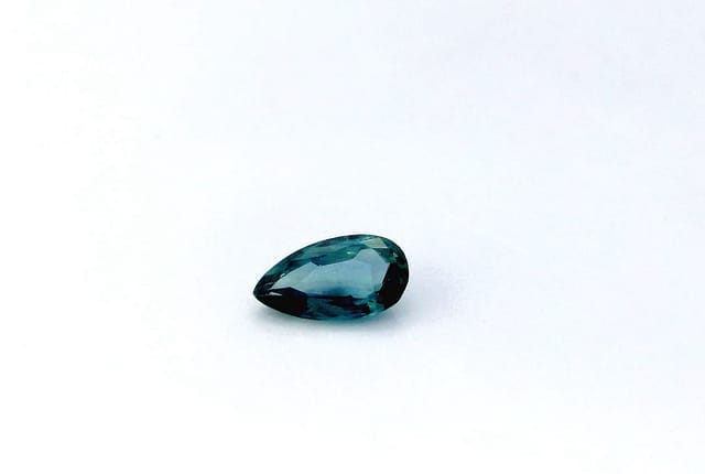 4x8mm Pear Sapphire