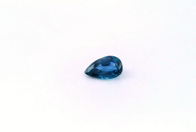 4x7mm Pear Sapphire