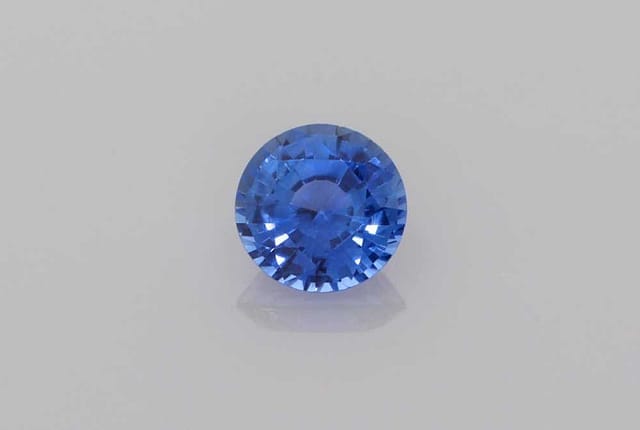 5x5mm Round Sapphire