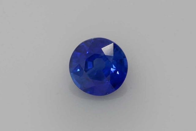 4x4mm Round Sapphire