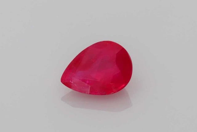 6x8mm Pear Ruby