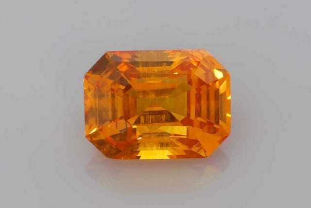 8x10mm Emerald Sapphire