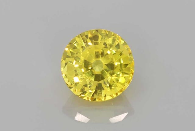 7x7mm Round Sapphire