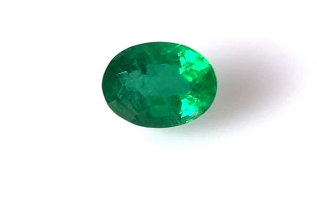 6x8mm Oval Emerald