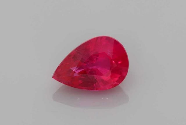 4x6mm Pear Ruby