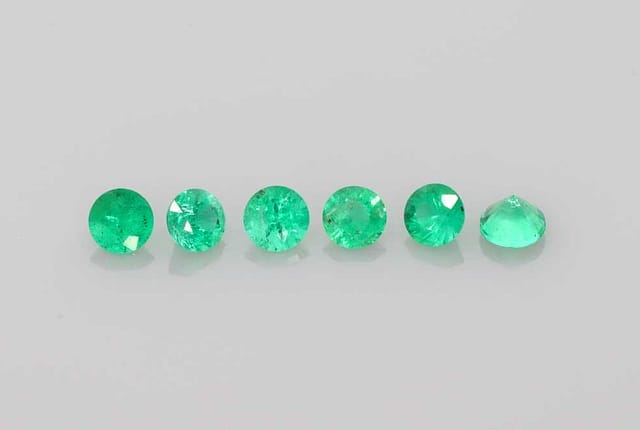 3x3mm Round Emerald