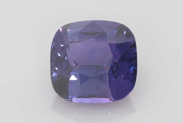 10x10mm Cushion Sapphire