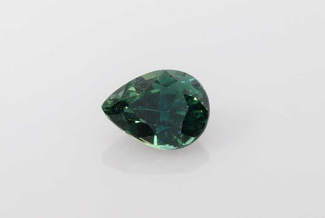 5x7mm Pear Sapphire