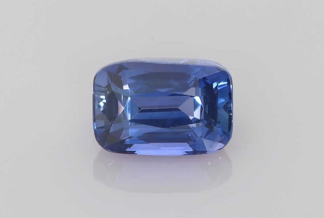 5x7mm Cushion Sapphire