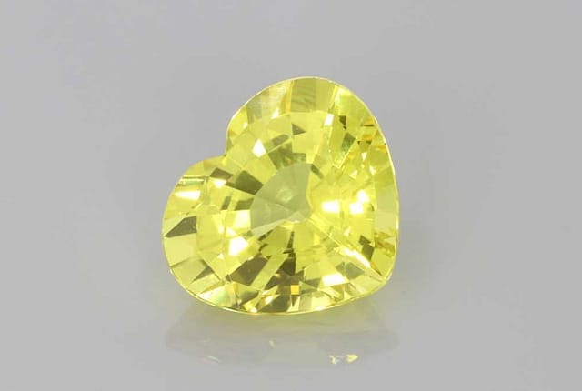 8x10mm Heart Sapphire