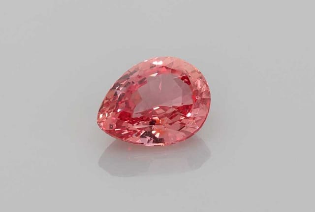 5x7mm Pear Sapphire
