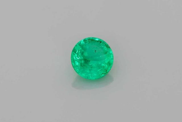 4x4mm Round Emerald