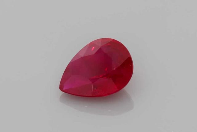 5x7mm Pear Ruby