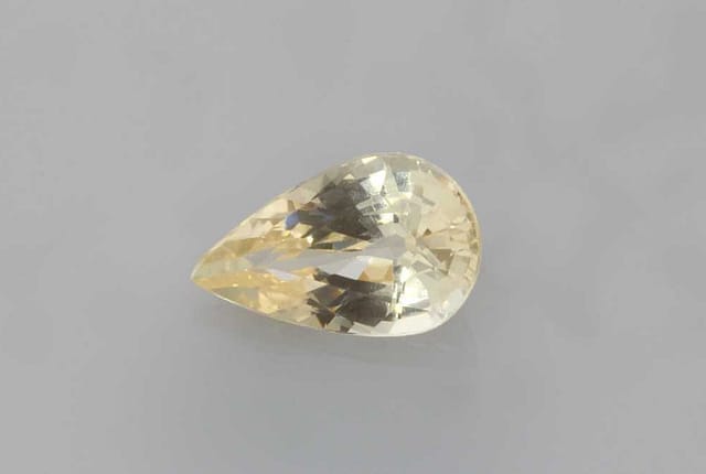 6x10mm Pear Sapphire