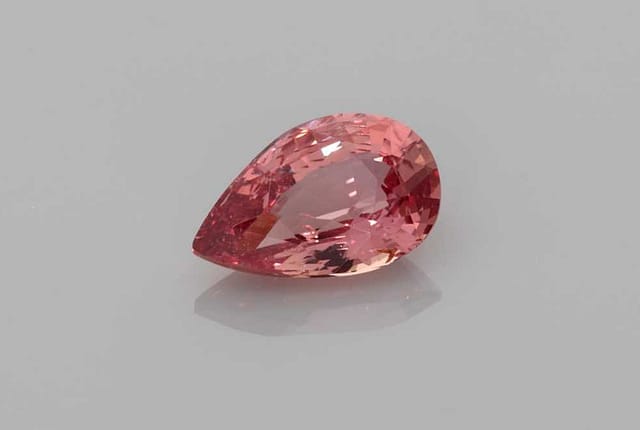 5x8mm Pear Sapphire