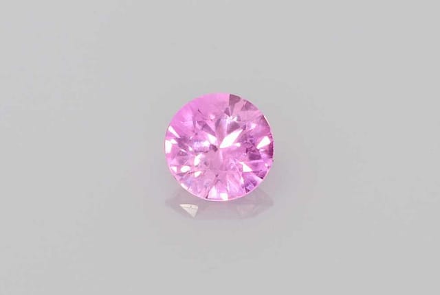 5x5mm Round Sapphire