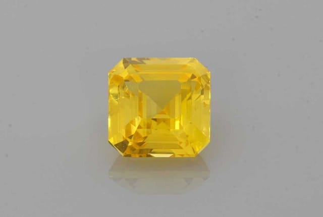 6x6mm Octagon Sapphire