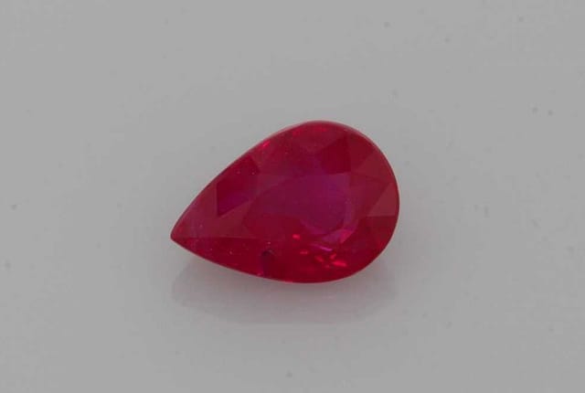 5x7mm Pear Ruby