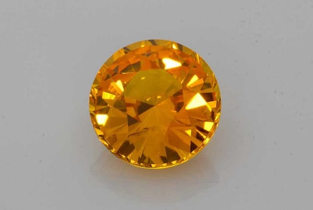 9x9mm Round Sapphire