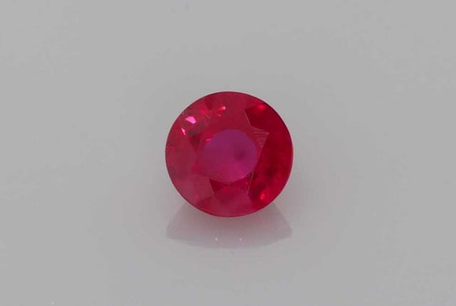 5x5mm Round Ruby