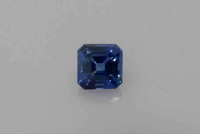 4x4mm Octagon Sapphire