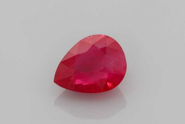 5x7mm Pear Ruby