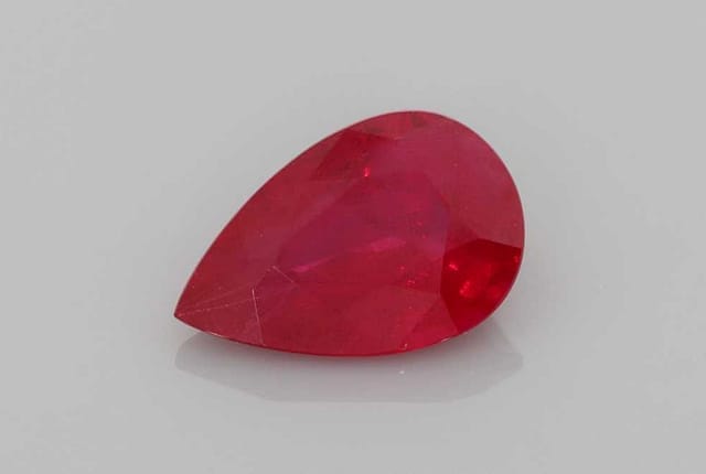 6x10mm Pear Ruby