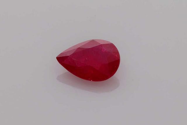 6x8mm Pear Ruby