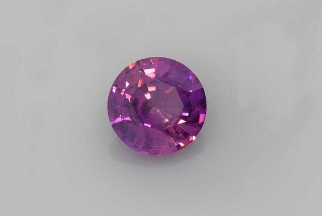 8x8mm Round Sapphire