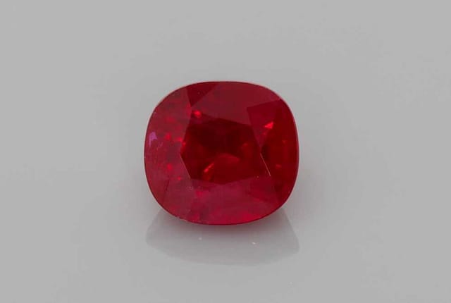 6x6mm Cushion Ruby