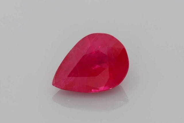 6x8mm Pear Ruby