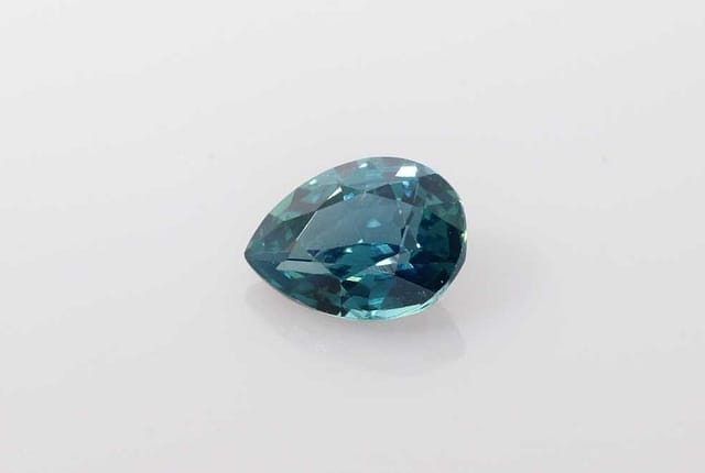 5x7mm Pear Sapphire