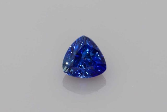 4x4mm Triangle Sapphire