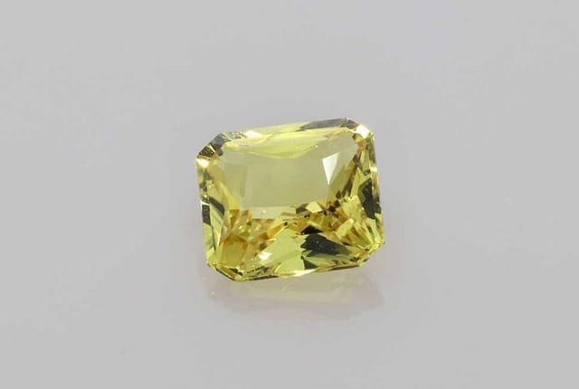 6x7mm Octagon Sapphire