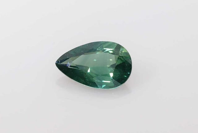 6x9mm Pear Sapphire