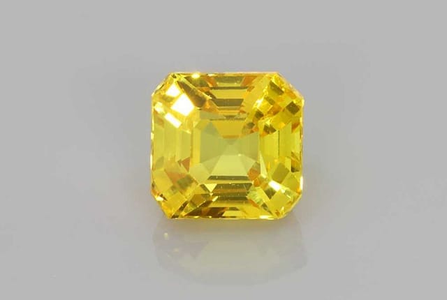 7x7mm Octagon Sapphire