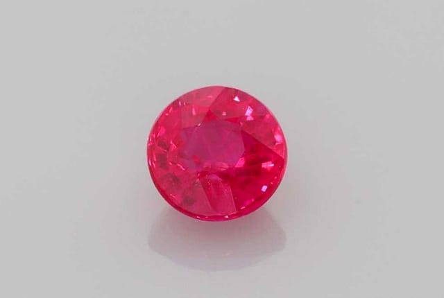 5x5mm Round Ruby