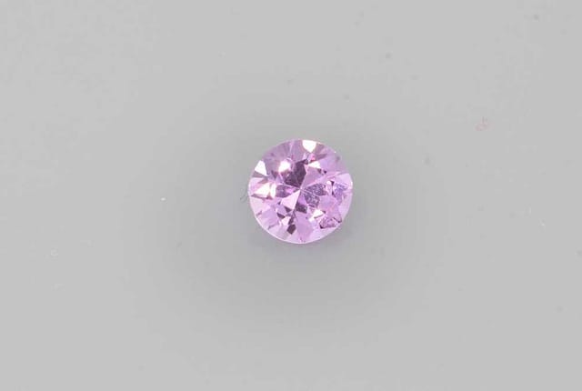 4x4mm Round Sapphire