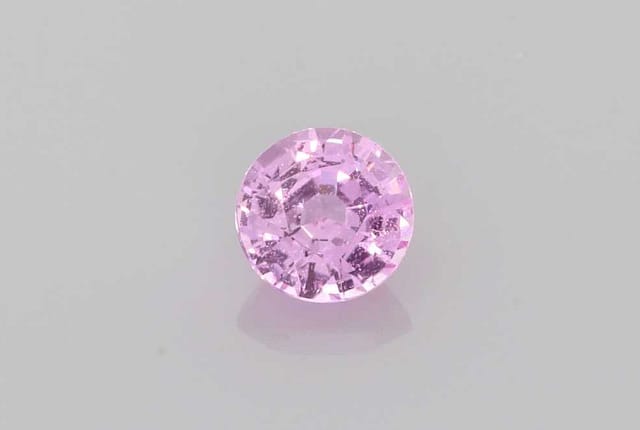 6x6mm Round Sapphire