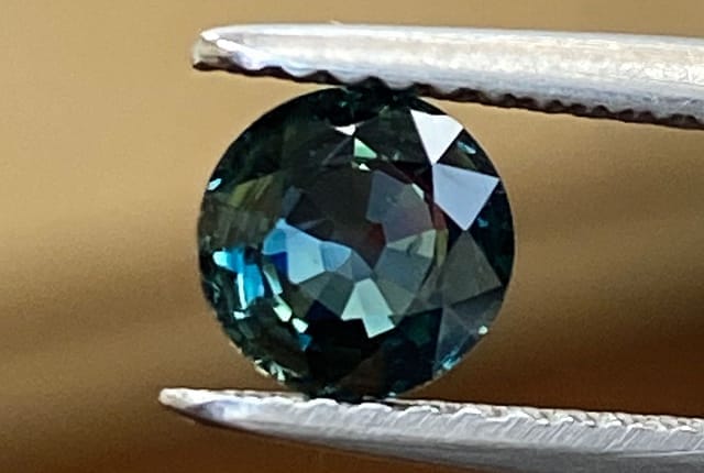 5x5mm Round Sapphire