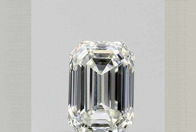 0.30 Carat Emerald Diamond