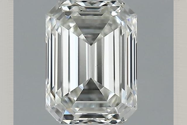 0.31 Carat Emerald Diamond