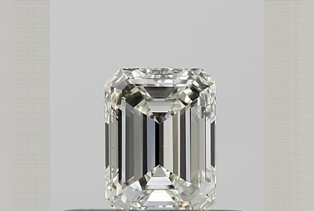 0.30 Carat Emerald Diamond