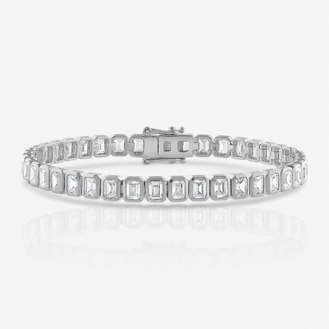 Lab Grown Emerald Bezel-Set Diamond Tennis Bracelet