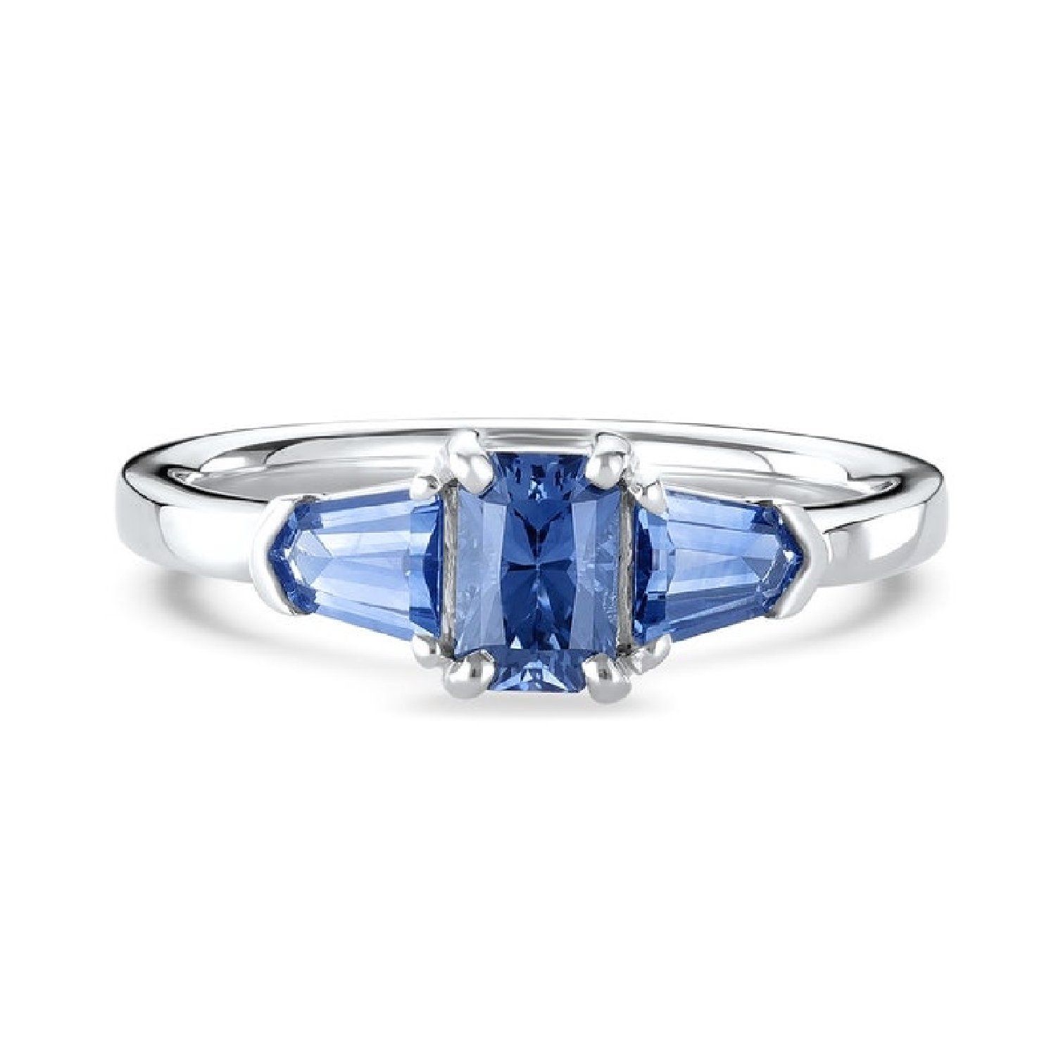 blue sapphire ring