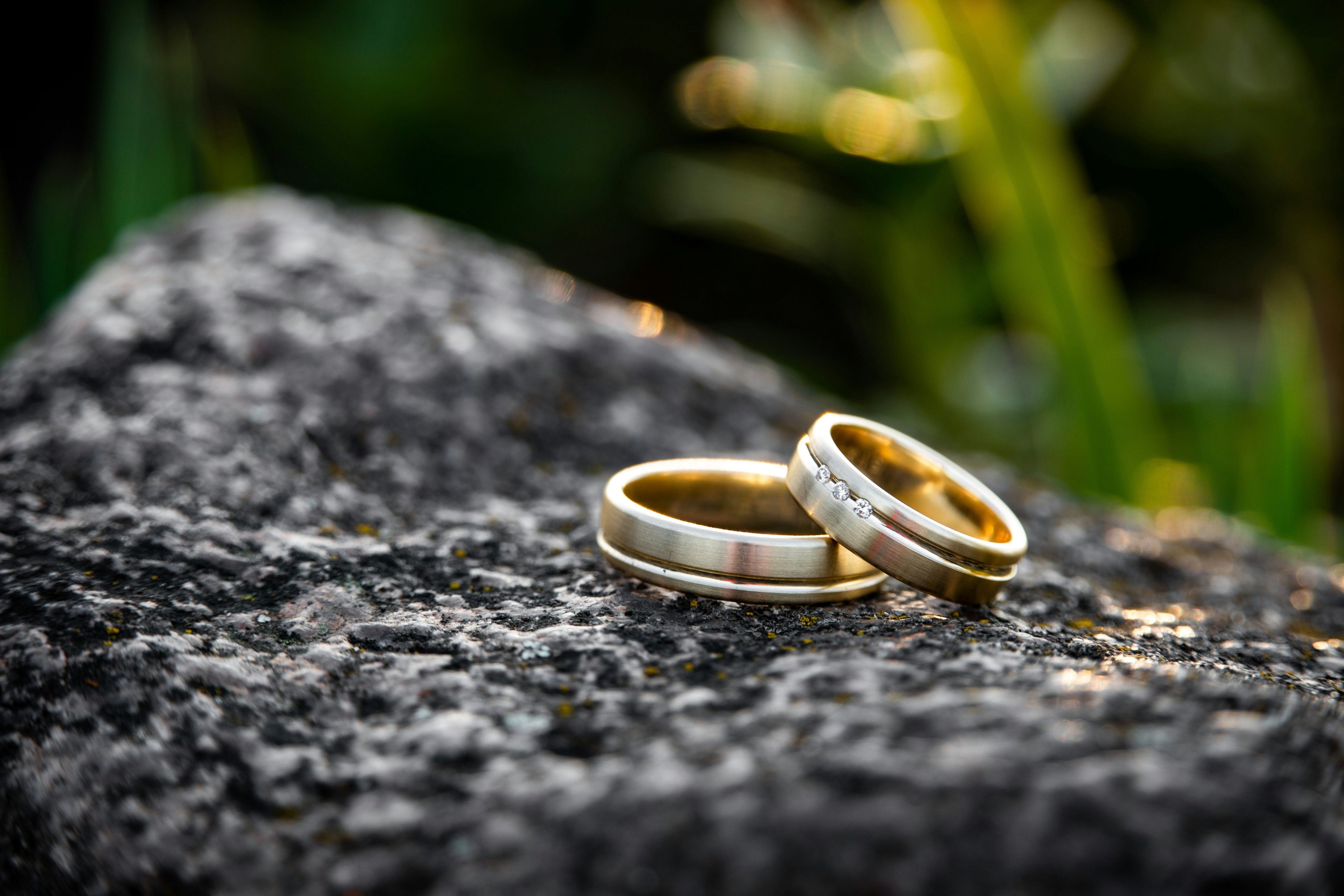 Unisex Wedding Rings
