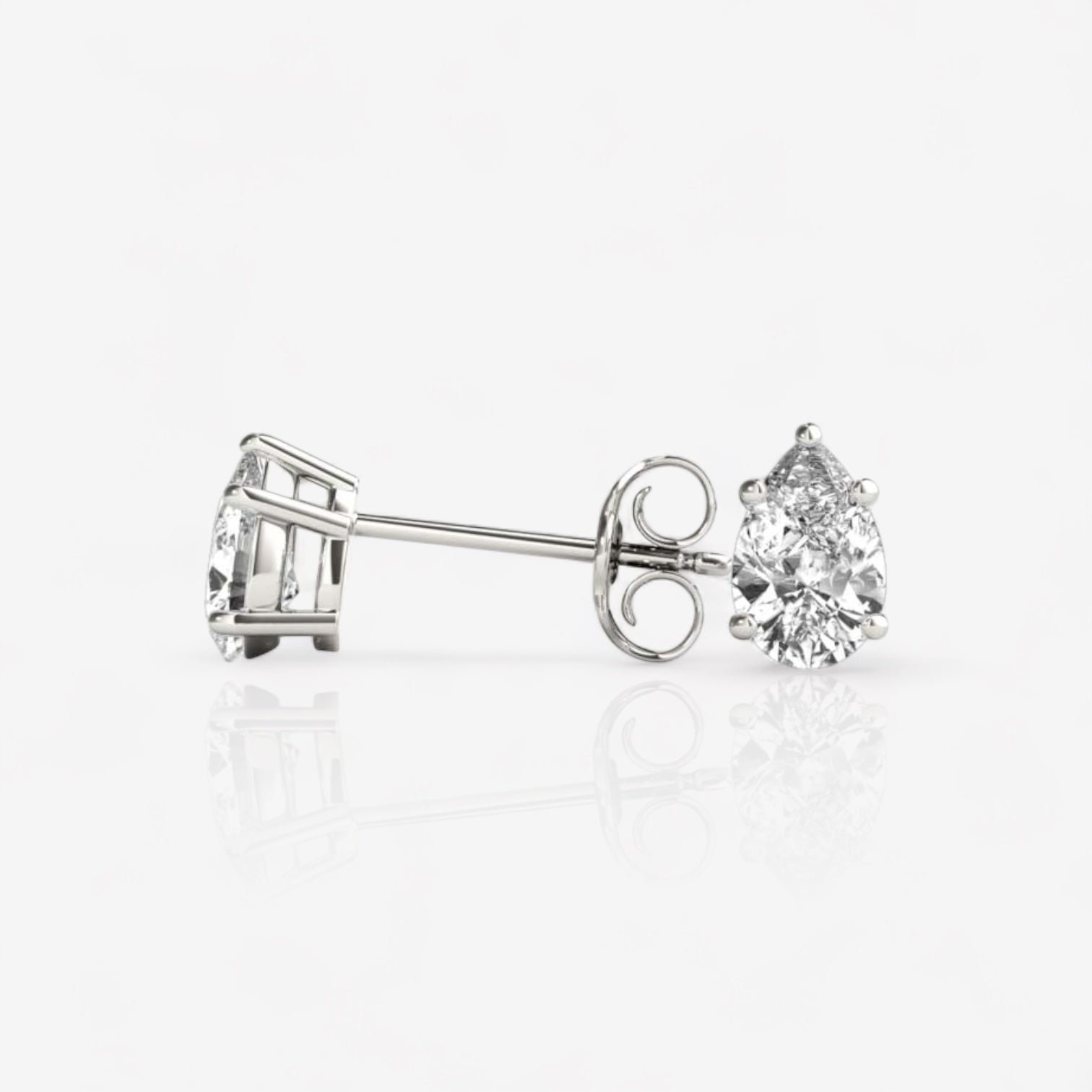 18kt white gold/side